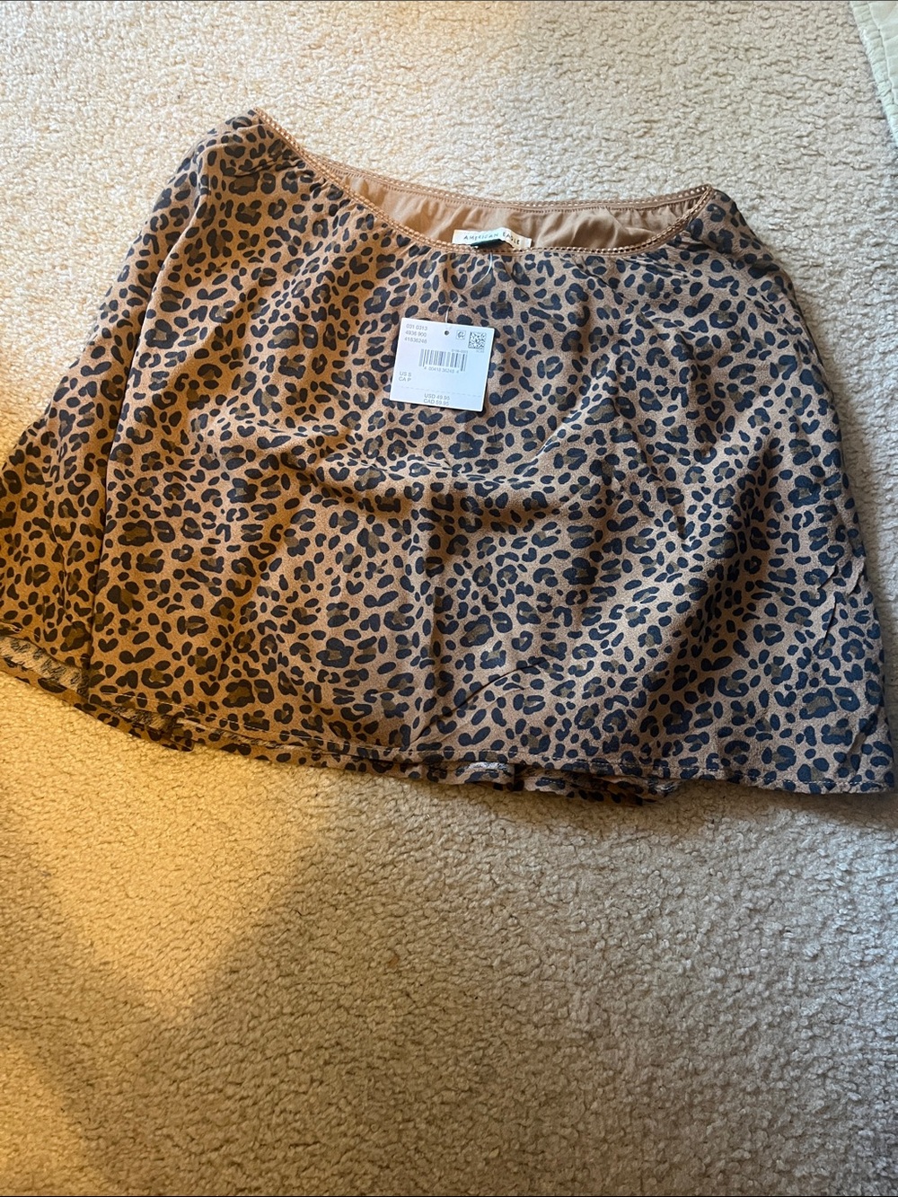 American eagle women’s leopard skirt NWT